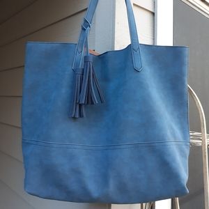 vegan leather tote with coin purse